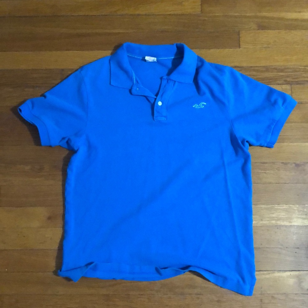 Hollister t shirt